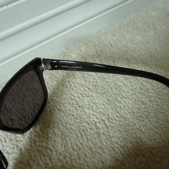 Saint Laurent YSL Logo Side Polarized Acetate Sunglasses (Black) - Picture 14 of 14